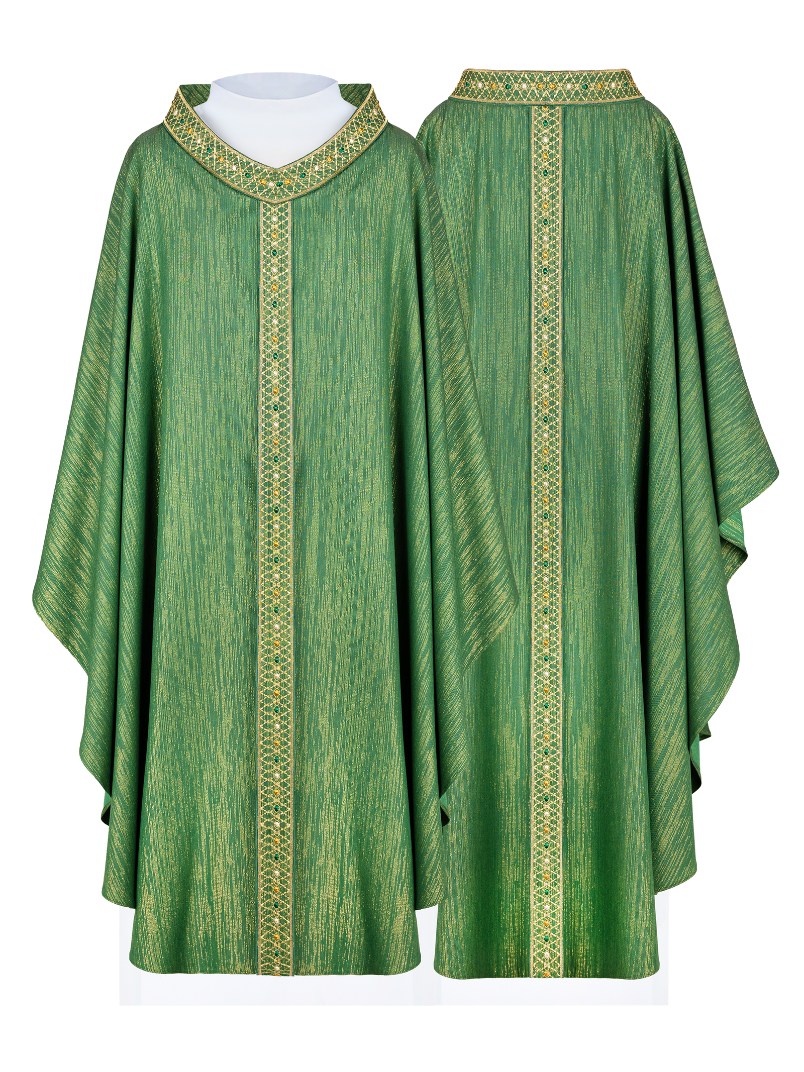 Chasuble verte avec ceinture brodée et col orné de pierres